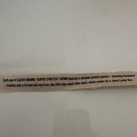 Lucky Brand- "Sofia Boot" Jeans Medium Huston Wash Slight
Distressing- Size 6/28 - Picture 12 of 13